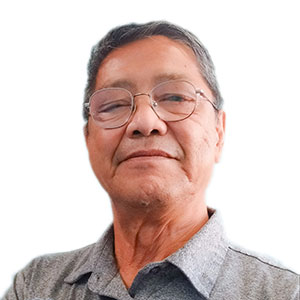 Renato Decena - Customer Service Personnel